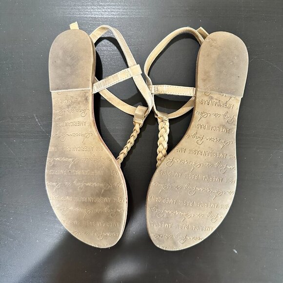 AMERICAN RAG Matte Gold Braided Thong Toe Sandal Size 8.5 - Picture 7 of 8